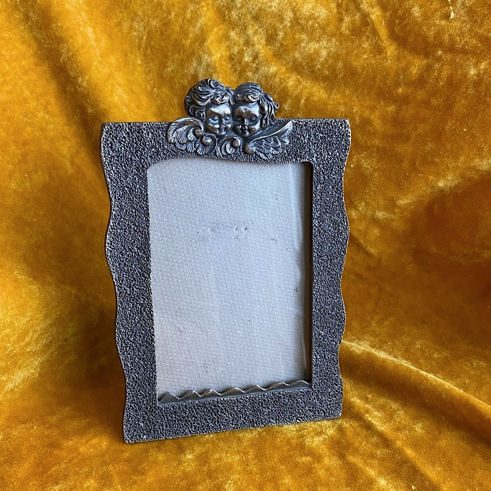 Vintage heavy metal Baby Cupid Cherub Angel picture frame tarnished silver